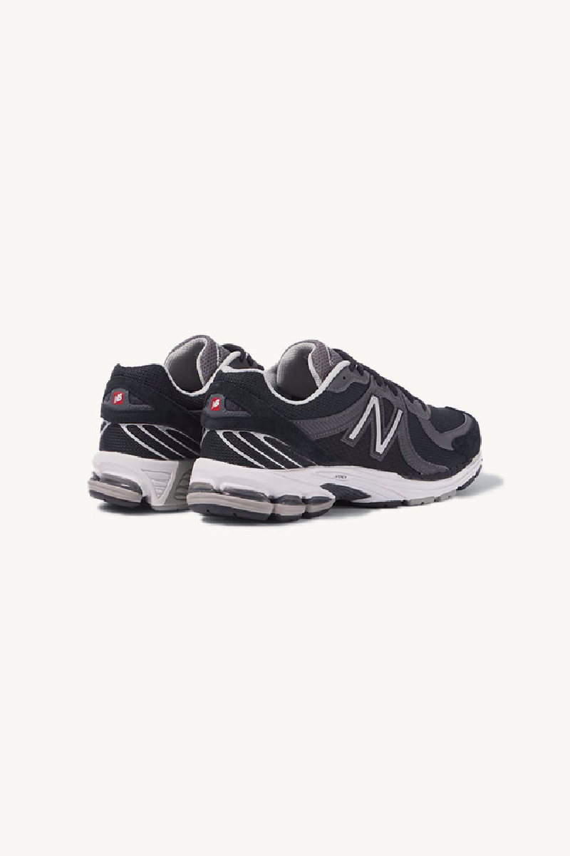 New Balance x Comme des Garcons Collaboration New Balance x Comme des Garcons 860 allanjoseph